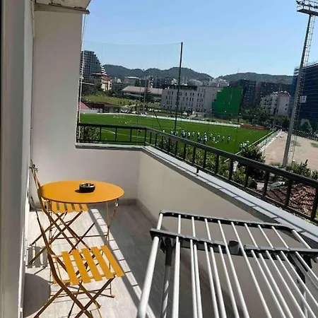 Great Apartament Near & Blloku Area Apartmán *